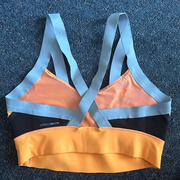 Sport bra Reebok - Picture 2 of 2